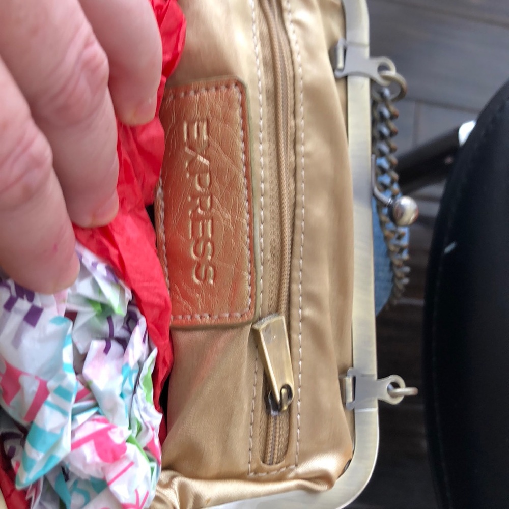 Gold clutch
